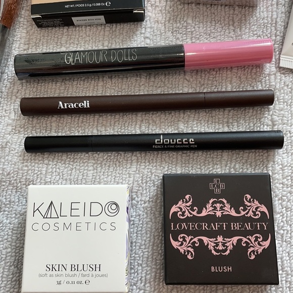 Makeup & Skincare Bundle 14 pieces. NEW - Picture 5 of 7